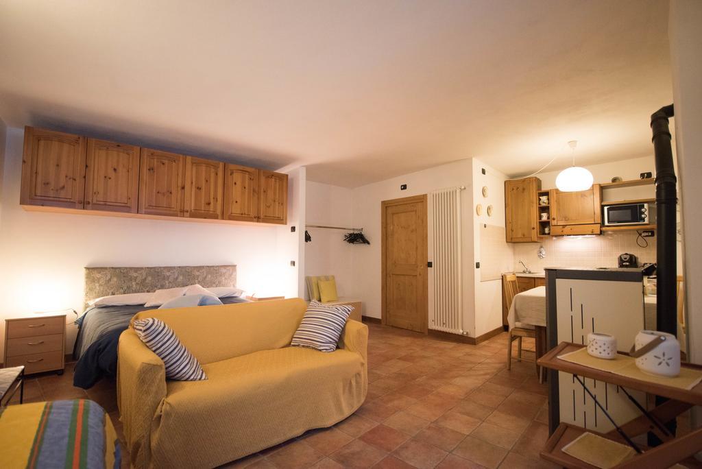 Baita De Eliseo B&B Valdisotto Kültér fotó
